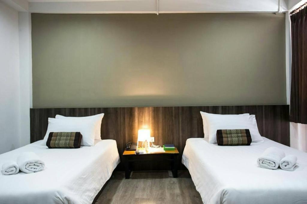 วีธรา บูธิคโฮเทล  Hotel อุดรธานี ภายนอก รูปภาพ