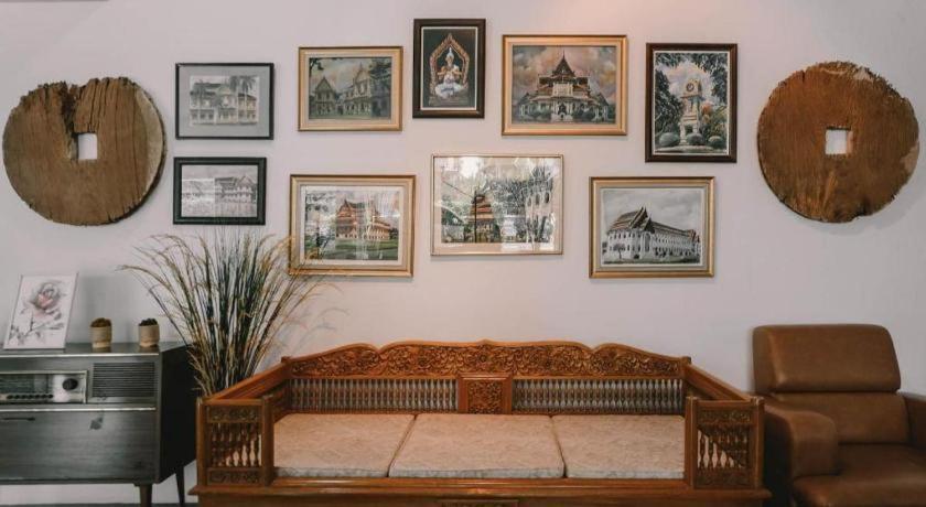 วีธรา บูธิคโฮเทล  Hotel อุดรธานี ภายนอก รูปภาพ